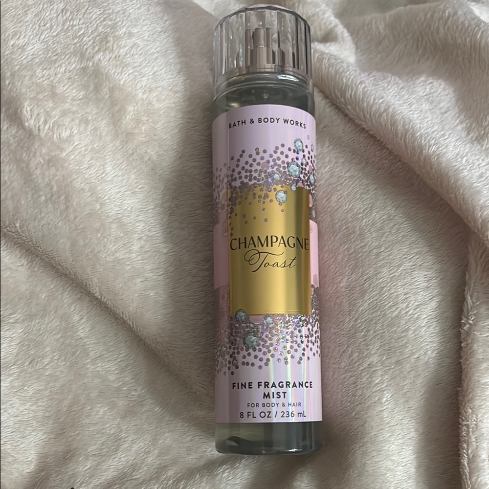 Bath & Body Works Champagne Toast Fine Fragrance Mist - 8fl oz like new!